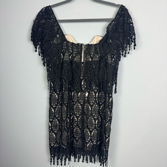 STONE COLD FOX | Iowa Black Lace Off-Shoulder Dress Nude Lining Women’s Size M/L - Picture 10 of 12
